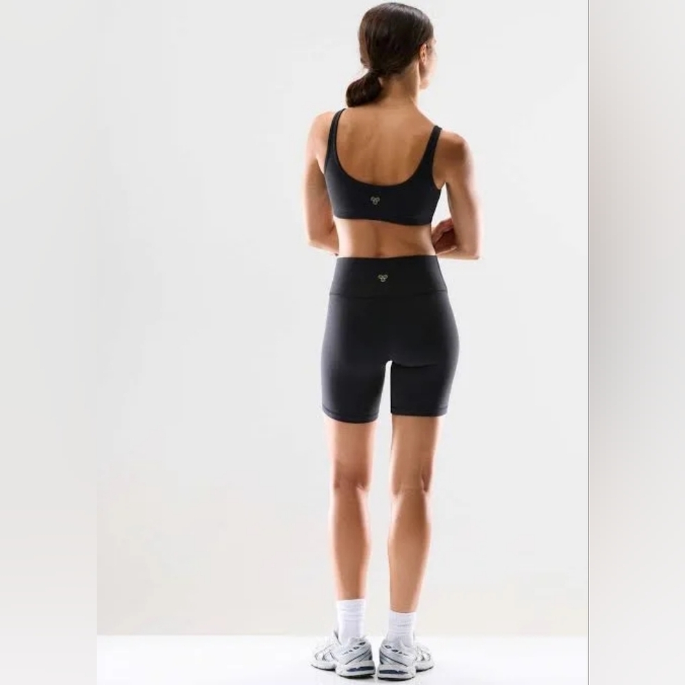 aritzia x Tna mini ribbed bra top